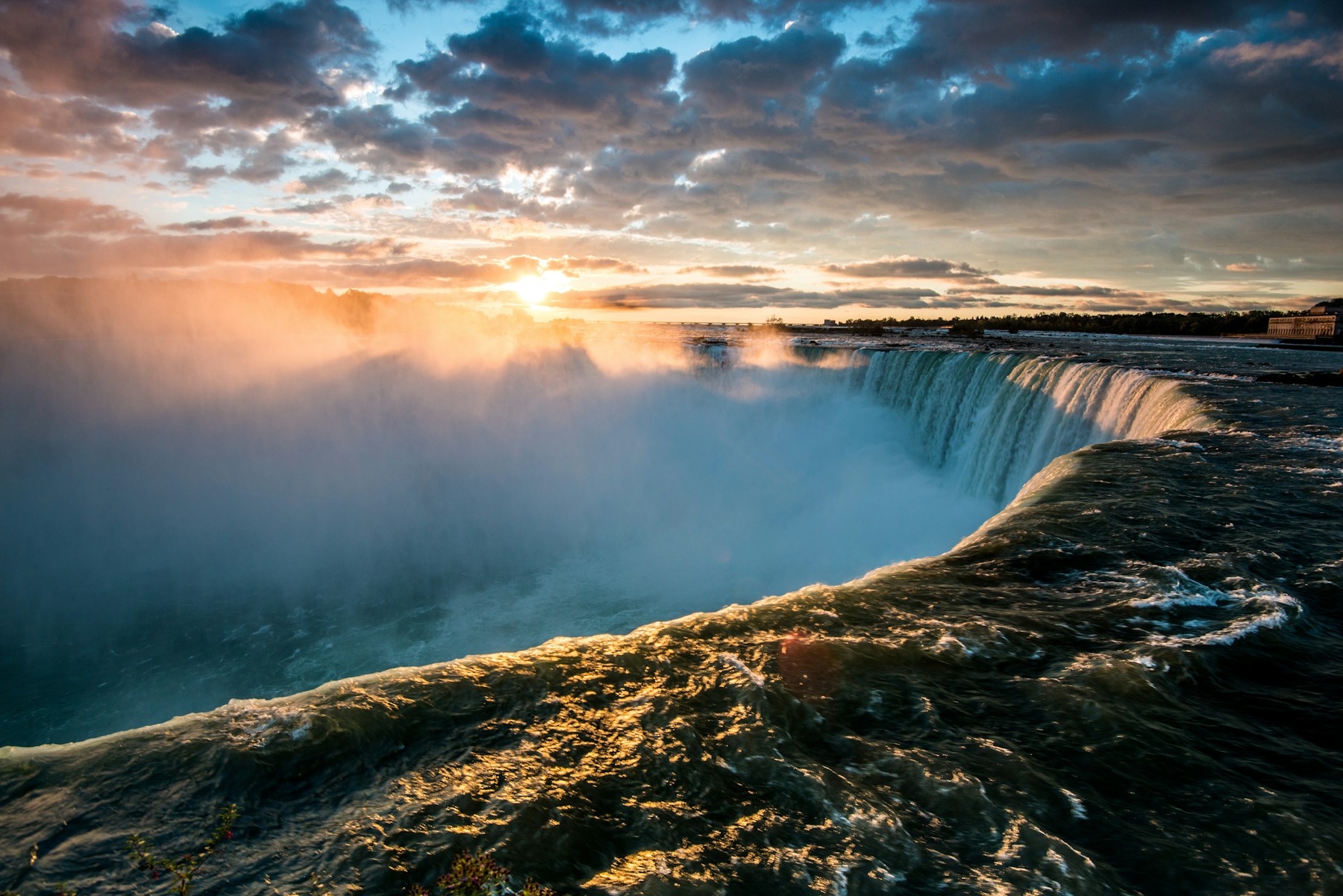 Niagara Falls glowing at sunset